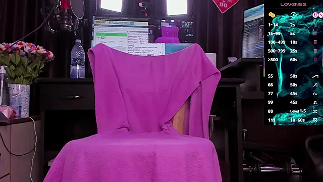 Raissa sky26 online show from November 26, 2025, 3:50 am