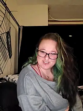 Bunny Cummings online show from September 28, 2025, 10:06 pm