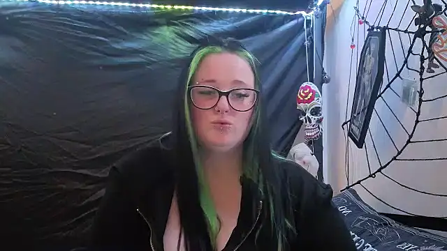 Bunny Cummings online show from February 6, 2026, 11:45 pm