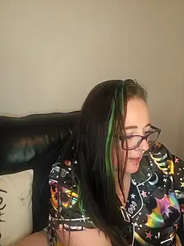 Bunny Cummings online show from September 10, 2025, 9:58 pm