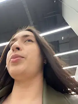 Holly Play online show from March 16, 2026, 11:58 am