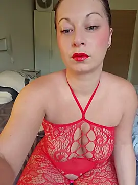 Snapshot of Chaudesquirt chatting on May 4, 2026, 6:17 am Chaudesquirt online show from May 4, 2026, 6:17 am