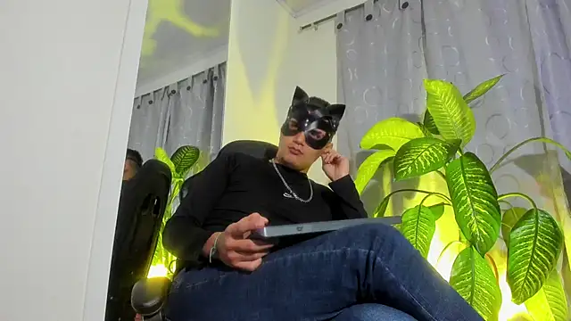 Chris Maddox online show from January 22, 2025, 10:40 am