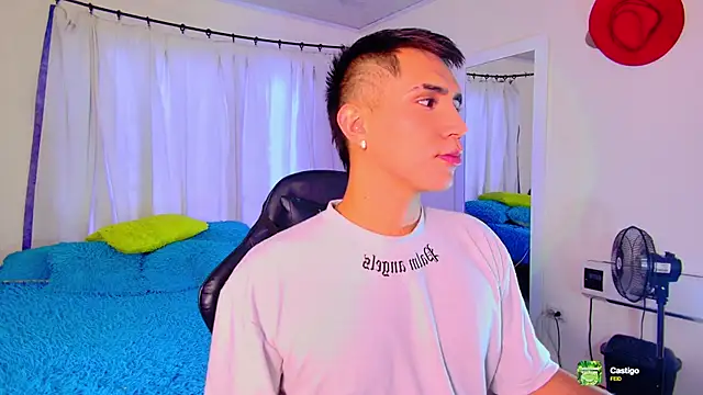 Chris Maddox online show from December 3, 2025, 7:35 pm