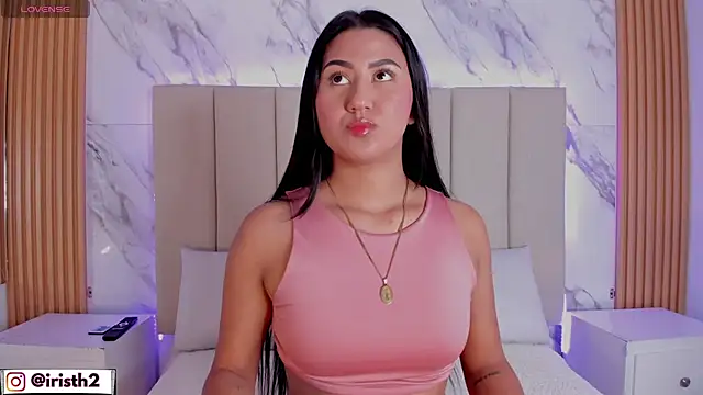 Iris Thompson  online show from February 15, 2026, 8:41 pm