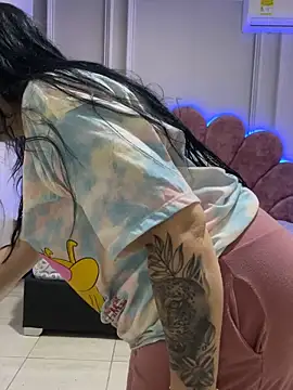 eva sexx69 online show from April 15, 2026, 12:10 pm