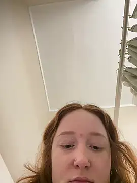 Snapshot of gingerbabe18 chatting on February 21, 2026, 2:24 am gingerbabe18 online show from February 21, 2026, 2:24 am