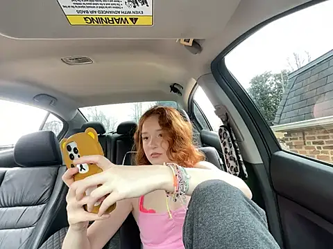 Snapshot of gingerbabe18 chatting on March 8, 2026, 5:16 pm gingerbabe18 online show from March 8, 2026, 5:16 pm