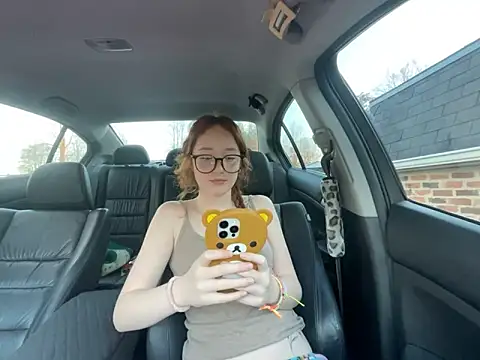 Snapshot of gingerbabe18 chatting on March 12, 2026, 11:09 pm gingerbabe18 online show from March 12, 2026, 11:09 pm