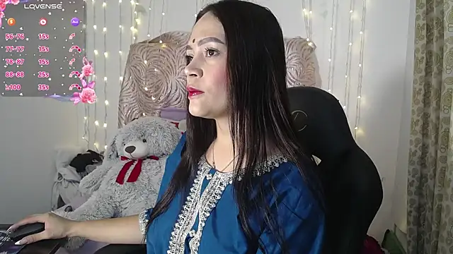 Snapshot of shantala_krisha chatting on July 14, 2026, 12:11 pm shantala krisha online show from July 14, 2026, 12:11 pm