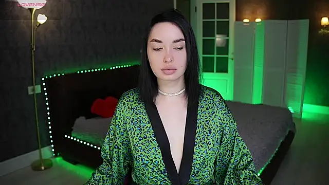 Miss Elia online show from February 9, 2026, 3:21 pm