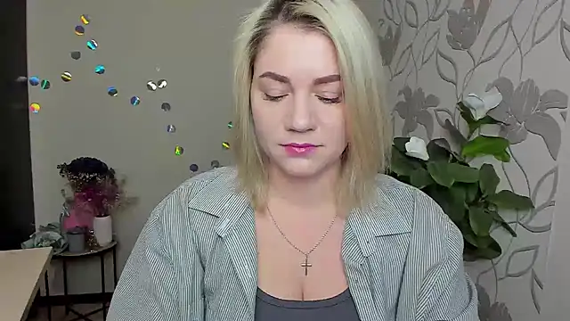 MariaSttone online show from January 18, 2026, 6:00 pm