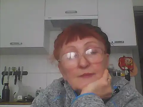 Snapshot of TanyaSweet634 chatting on February 20, 2026, 10:28 am TanyaSweet634 online show from February 20, 2026, 10:28 am