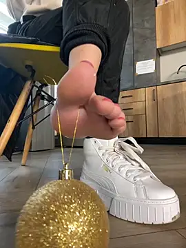 FeetVibe online show from November 21, 2025, 7:40 am