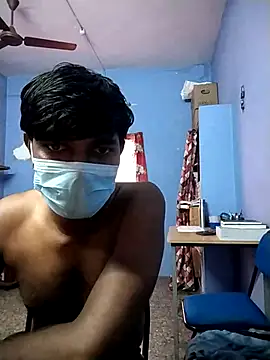 Tamilandteluguboy14 online show from November 1, 2025, 10:42 am