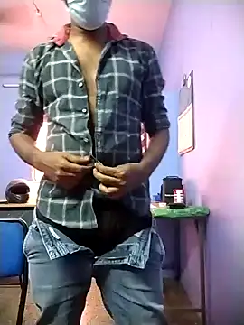 Tamilandteluguboy14 online show from January 25, 2025, 9:26 am