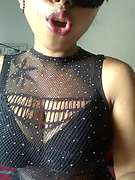 sandy naughty online show from October 25, 2025, 7:51 am