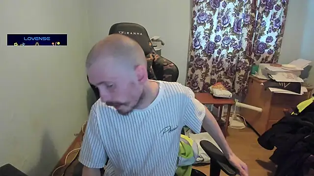 sexy264329 online show from March 3, 2025, 4:15 pm