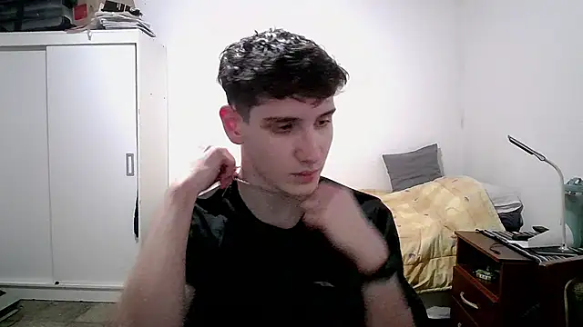 Snapshot of Spicylemon01 chatting on June 9, 2026, 4:46 am Spicylemon01 online show from June 9, 2026, 4:46 am