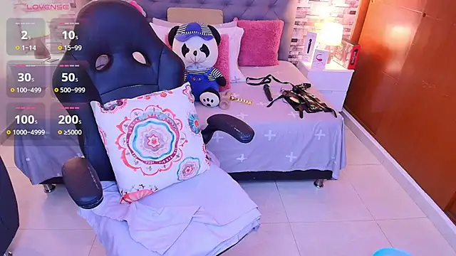 italy   boobs online show from November 21, 2025, 12:37 pm