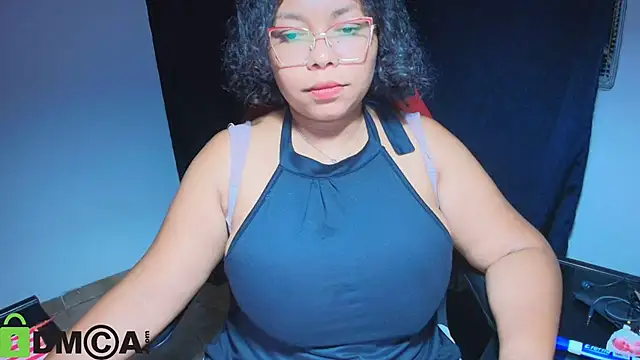 Snapshot of italy___boobs chatting on June 3, 2026, 12:33 am italy boobs online show from June 3, 2026, 12:33 am
