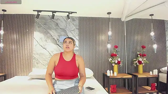 julietha taylor online show from March 12, 2026, 10:58 pm