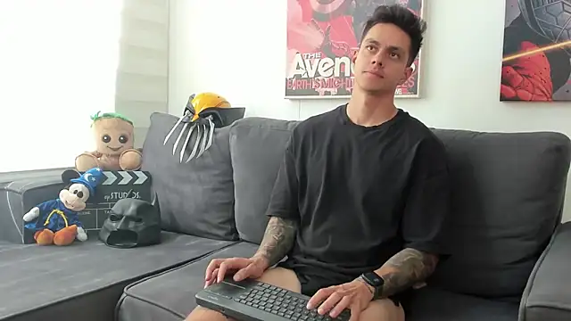 Snapshot of JeanBroc chatting on February 16, 2026, 7:34 pm JeanBroc online show from February 16, 2026, 7:34 pm