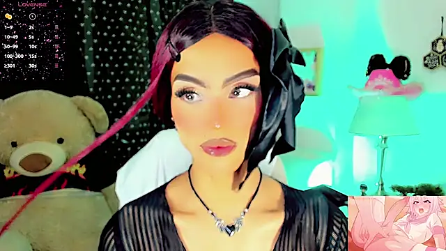 dollswit01 online show from March 20, 2025, 6:30 am