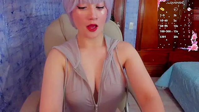 Maavca  online show from December 16, 2025, 8:02 pm