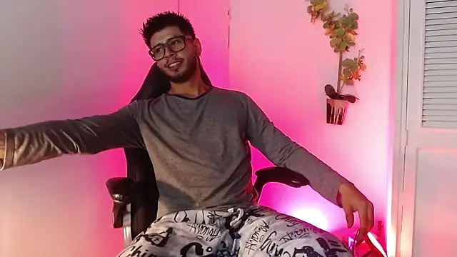 Colby brown03 online show from October 24, 2025, 7:02 pm