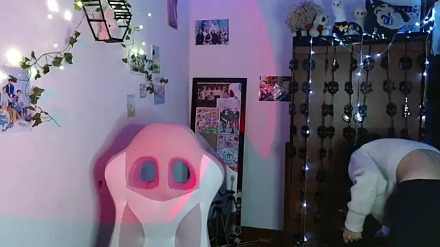 Snapshot of sweet_Samx chatting on December 21, 2024, 6:41 am sweet Samx online show from December 21, 2024, 6:41 am