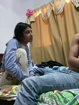 Rouuus12 online show from February 12, 2026, 2:06 pm