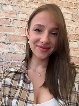 CaseyStar online show from November 8, 2025, 1:25 pm