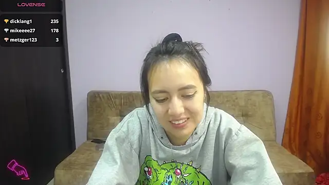 Snapshot of _Allison_sweet_ chatting on January 18, 2025, 5:52 am Allison sweet online show from January 18, 2025, 5:52 am