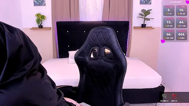 Kendra Kait online show from October 8, 2025, 11:56 am