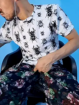 Snapshot of charlesss19 chatting on March 20, 2025, 6:52 am charlesss19 online show from March 20, 2025, 6:52 am