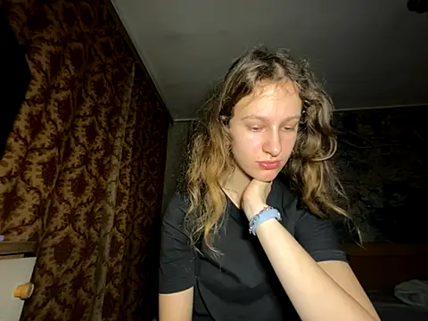 Eva Angel3 online show from November 26, 2025, 4:40 pm