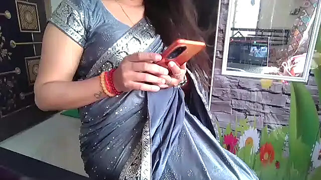 sexy-honey09 online show from November 13, 2025, 5:55 am