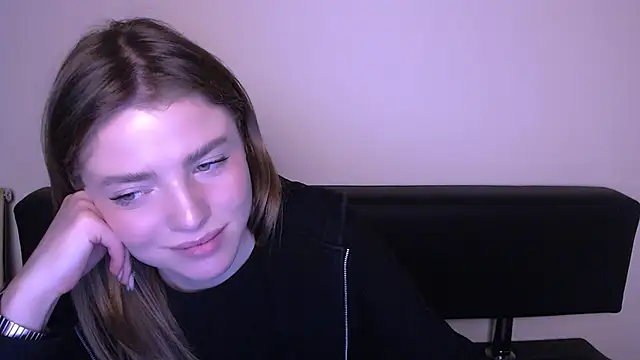 MissOliviaa  online show from February 20, 2025, 7:08 pm