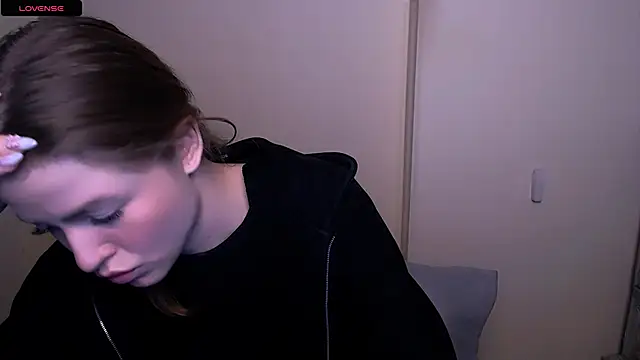 MissOliviaa  online show from February 22, 2025, 12:08 pm