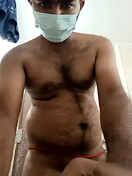 nick05inch online show from November 3, 2025, 8:07 am