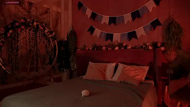 Snapshot of Smiley_Mia chatting on September 30, 2025, 5:35 am Smiley Mia online show from September 30, 2025, 5:35 am