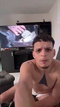 ArturoDelgado1 online show from April 7, 2026, 2:52 pm