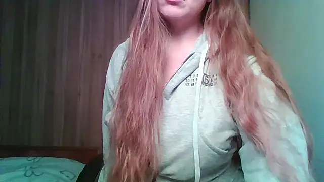 Evasapples online show from November 20, 2025, 10:52 pm