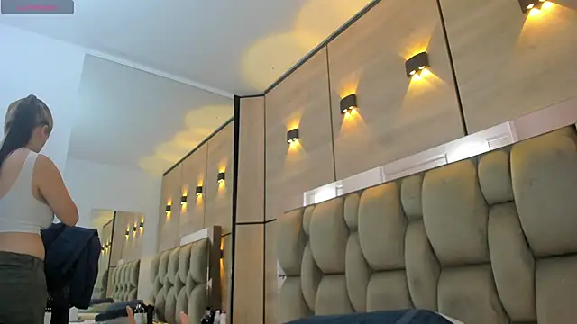 dorothy vegga online show from November 12, 2025, 4:05 am