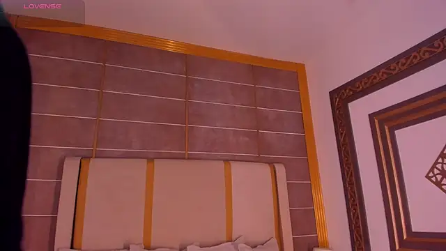 AbigailCarter online show from October 28, 2025, 11:36 pm