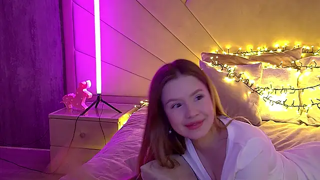 MilanaBalmain online show from March 20, 2025, 1:46 am