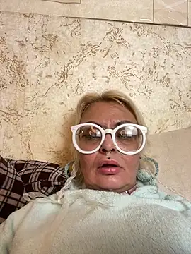 Gardener of Illusions online show from November 27, 2025, 11:32 am