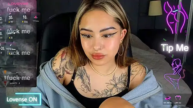 baby  kim online show from November 21, 2025, 8:35 am