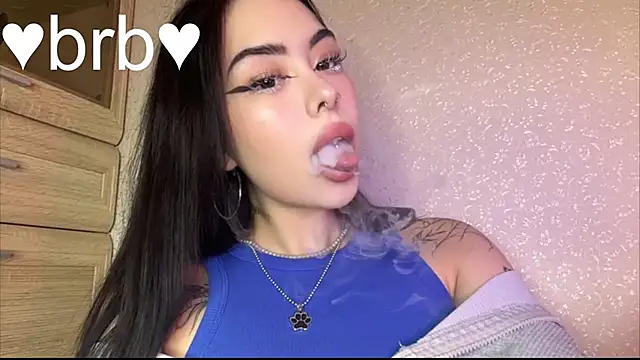 Snapshot of baby__kim chatting on February 26, 2026, 5:51 am baby kim online show from February 26, 2026, 5:51 am